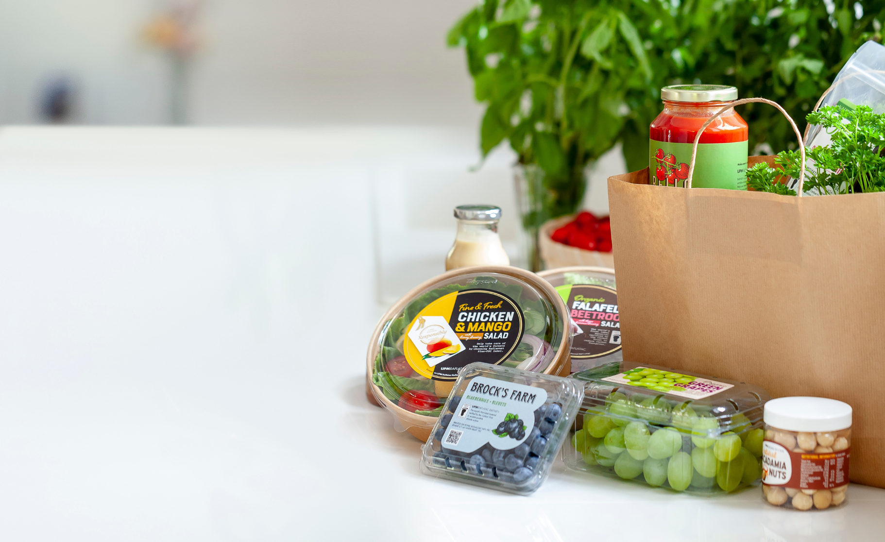 UPM Food packaging with the Carbon Trust footprint label