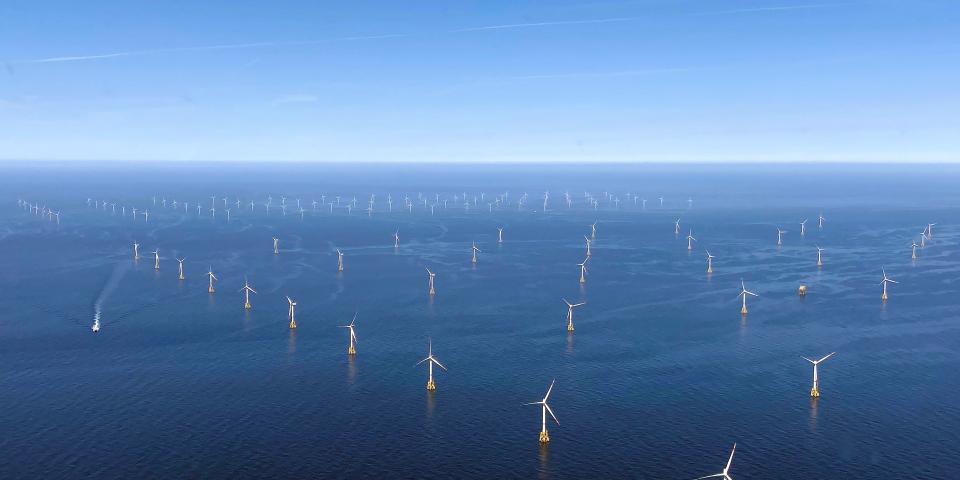 The picture shows two RWE offshore wind farms which will play a role in GloBE, Nordsee Ost in the front and Amrumbank West in the back. The “Kaskasi gap” between them is clearly visible.